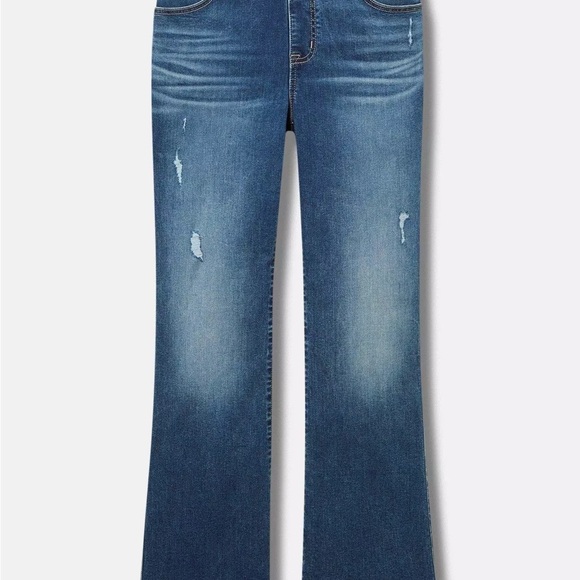 Torrid Super Soft Bootcut Mid-rise Jeans size 3 - Picture 4 of 6